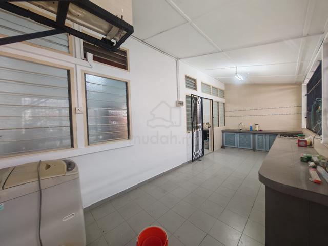 Taman Pelangi Single Storey House 3Bed 2Bath @ JB Town / CIQ 1