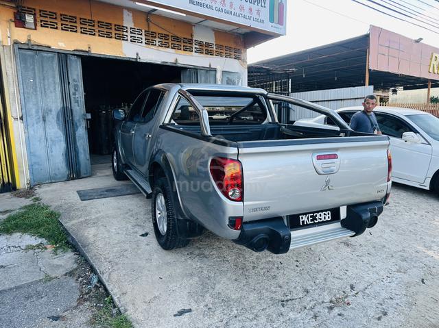 2011 Mitsubishi TRITON 2.5 FACELIFT (M) - 3