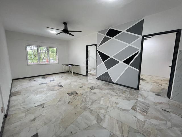 Flat PKNS Seksyen 7 Shah Alam 1