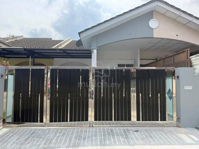 Single Storey Terrace House @ 35 Jalan Indah 4/3, Taman Bukit Indah 1