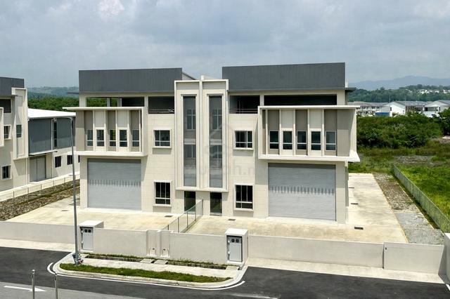 Brand new semi D Factory for Rent Saujana Teknologi Park, Rawang 1
