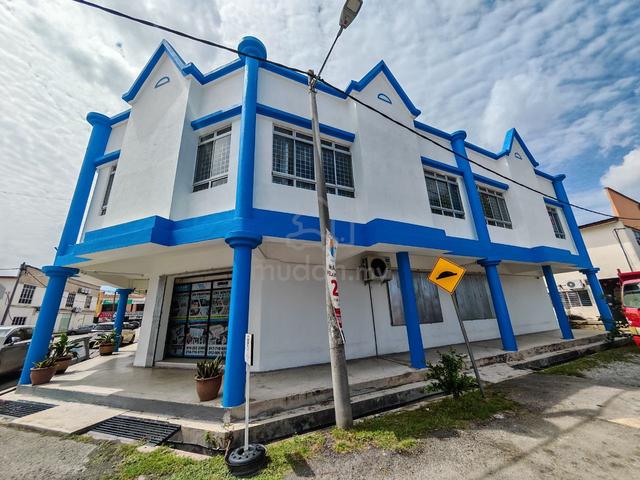 Malim Jaya Double Storey Corner Shoplot Good Condition Behind Maybank 1