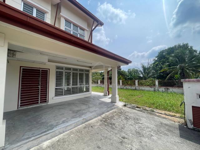 [CORNER LOT] Bandar Seri Putra Bangi Double Storey Terrace House 1