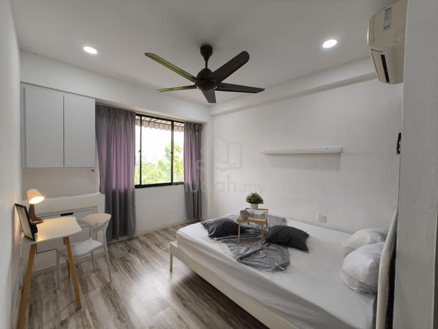 (Room For Rent) Female Master Room@Georgetown. Near GH,Island Hospital 1