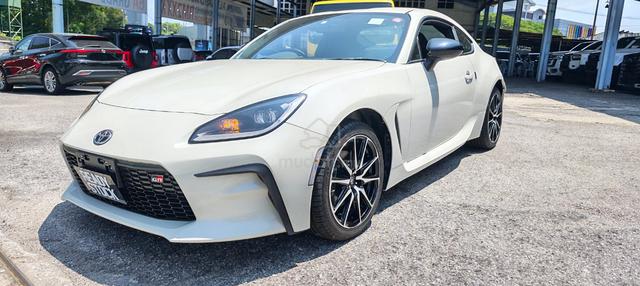 2023 Toyota 86 2.4 GR MT MY23 (M) NO HIDDEN TAX - 3