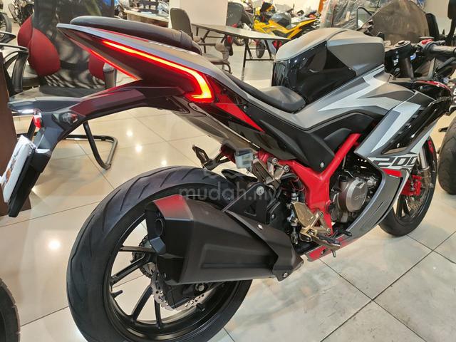 2021 GPX DEMON GR200RR Best Condition Pirelli Tyre - photo 3 of 10