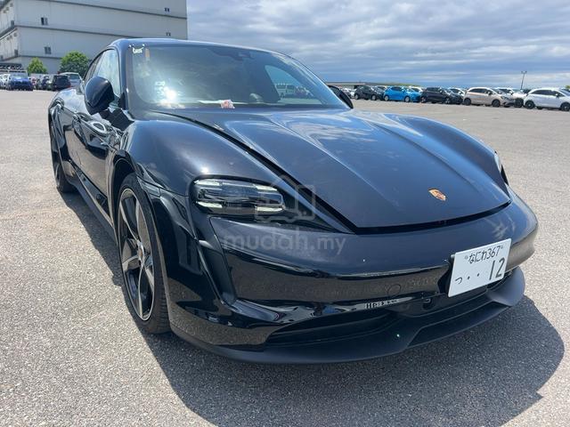 2024 BOOKNOW BLACK SChrono Porsche TAYCAN - 3