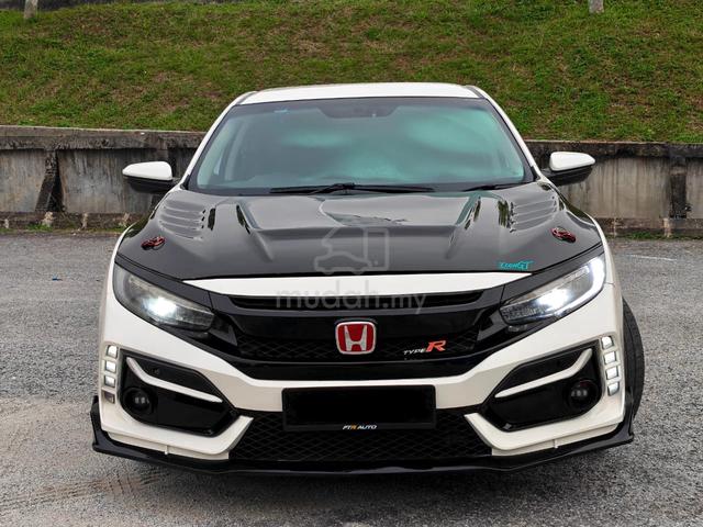 Honda Civic 1.8 S Stylish Spacious & Sporty Design - 2
