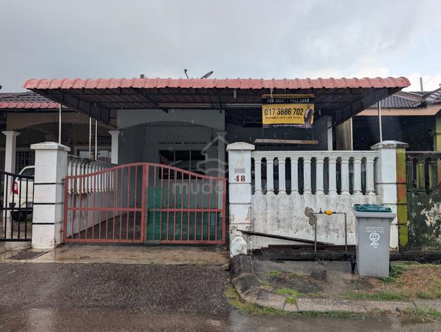 Jalan Mangga, Kota Masai / Single Storey/ Fully Renovated/ Freehold 1