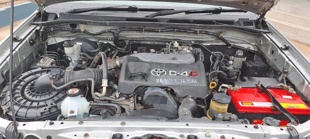 2011 Toyota HILUX 2.5 G (M)4 X 4 - 5