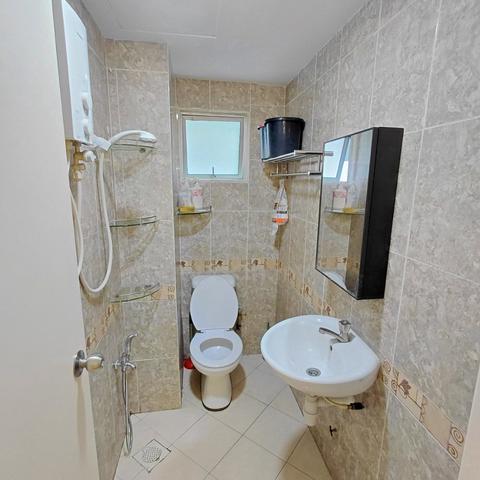 Balcony room walking 3min to MRT Station to KLCC TRX Bukit Bintang KL 1