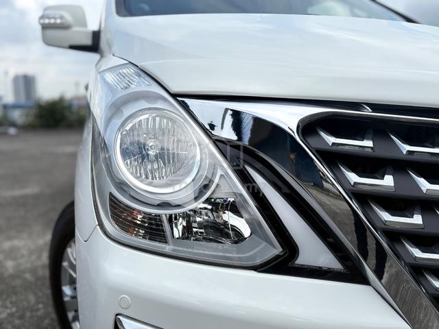 2018 Hyundai GRAND STAREX 2.5 ROYALE FACELIFT (A) - 2