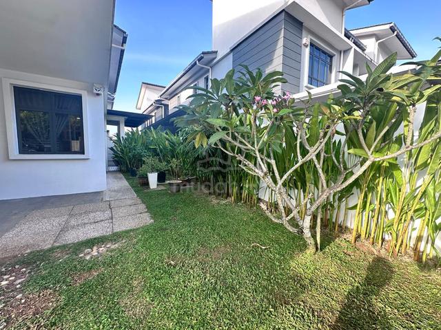 Glenmarie Johor Cluster House Renovated For Sale 1