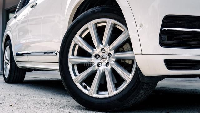 Volvo XC90 2.0 T8 SUV 7SEAT P.TAILGATE S.ROOF 2019 - 5