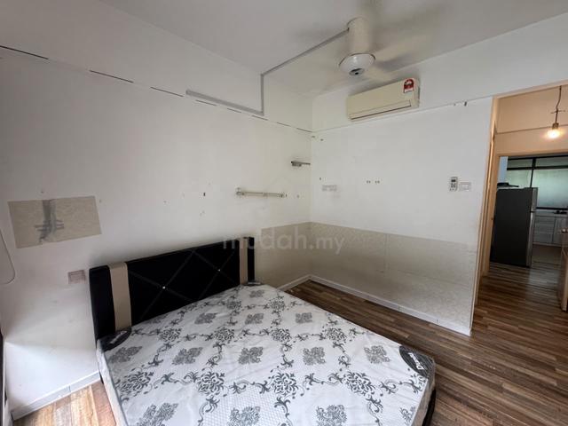 E-Park Condominium 1