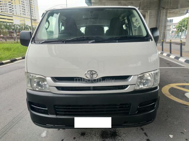 2008 Toyota Hiace 2.5 (M) Low Roof Window Van - 2