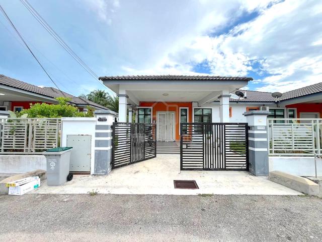 FREEHOLD RENOVATED Semi D Setingkat Taman Sebatu Putra Merlimau Melaka 1