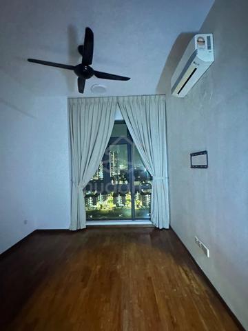 Crescent Bay Suites 1