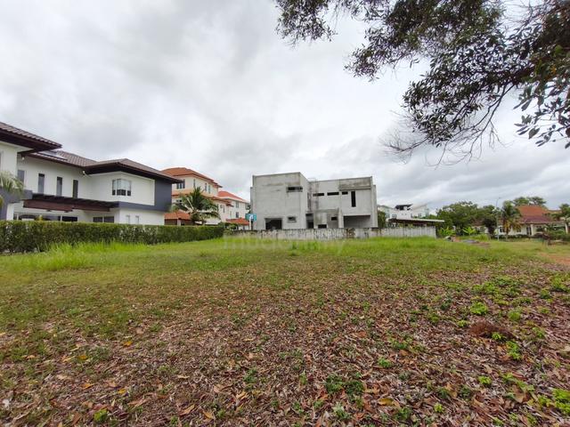 2 Adjoining Bungalow Land at Ozana Villa Bukit Katil Melaka For Sale 1