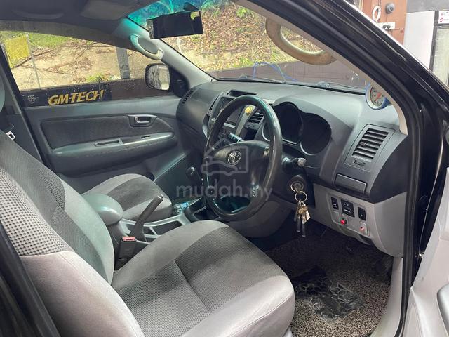 2009 Toyota HILUX 2.5 G MY05 KUN25R (M) - 3
