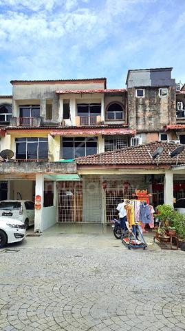 Townhouse, Pangsapuri Mawar Indah, Raja Uda, Butterworth, Penang 1
