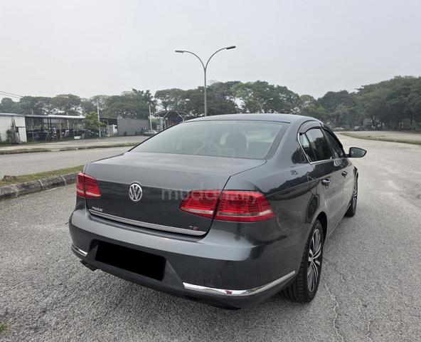 2016 Volkswagen PASSAT 1.8 TSI (A) PADDLE SHIFT - 2
