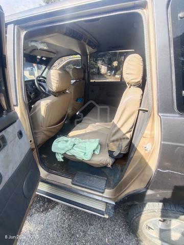 2002 Toyota UNSER 1.8 GLI FACELIFT (A) - 5