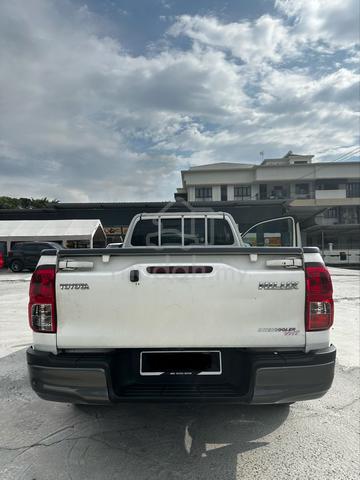 Single Cab Toyota Hilux 2.4 G (M) - 4