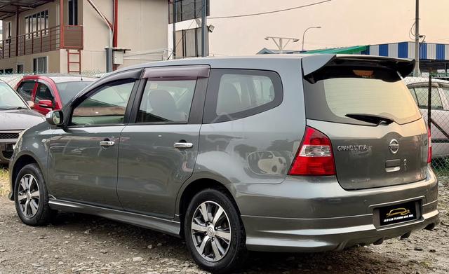2013 Nissan GRAND LIVINA 1.8 PREMIUM/AUTECH MC - 5