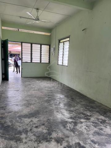 290 Rumah Teres Corner Lot untuk Dijual di Batu Gajah, Perak 1