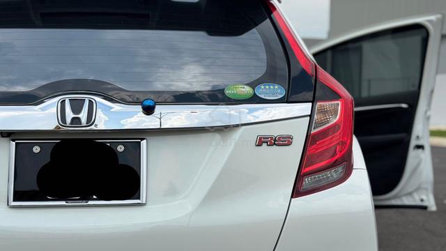 2018 Honda JAZZ FIT FLRS 1.5 V (A) - 4