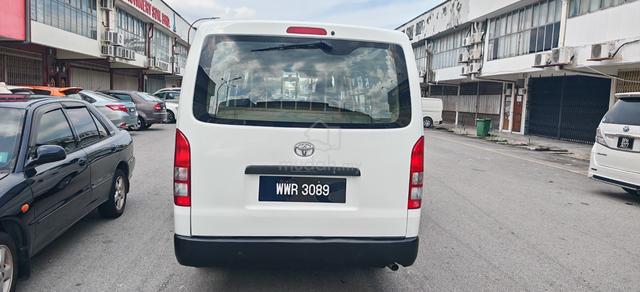 Toyota Hiace 2.5 Semi panel One Owner Acc Free - 4