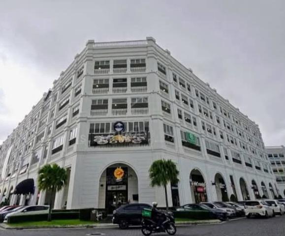 Eco Galleria Retail / Office Space for Sale 1