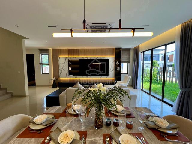 Klang Cluster SEMI-D (Direct Developer) Freehold- Completed with CCC 1