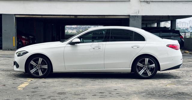 2022 Mercedes-Benz C200 Burmester Auto Parking C&C - 3
