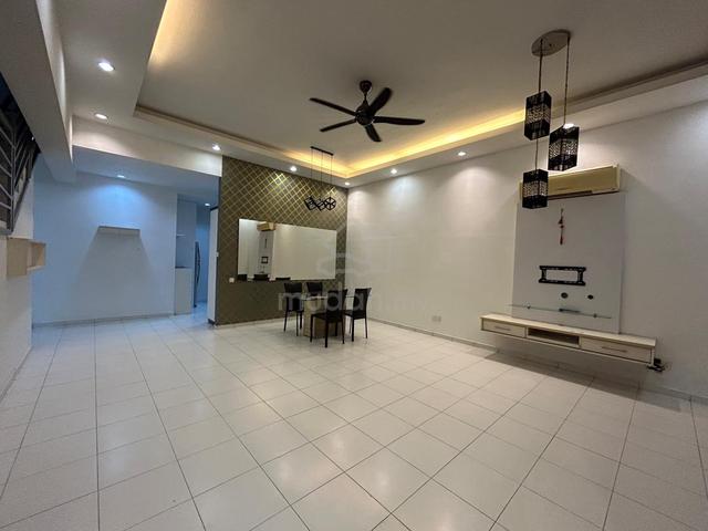 Setia tropika 2 storey terrace house rent near to EDL highway 1