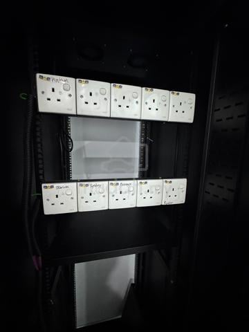 Server rack 42U - photo 4 of 6