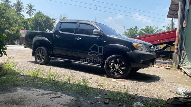 2007 Toyota HILUX 2.5 G MY05 KUN25R (M) - 1