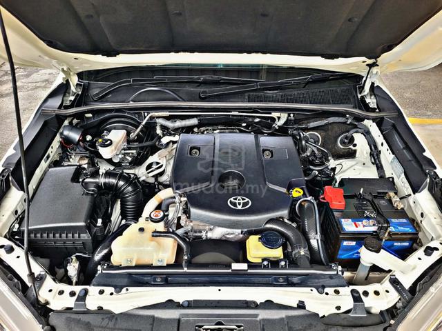 2017 Toyota HILUX 2.4 VNT SINGLE CAB NEW AT TYRES - 5