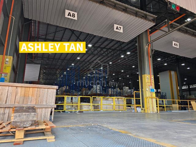 Detached Factory with Loading Bays 110,000sf Bukit Minyak Logistics 1