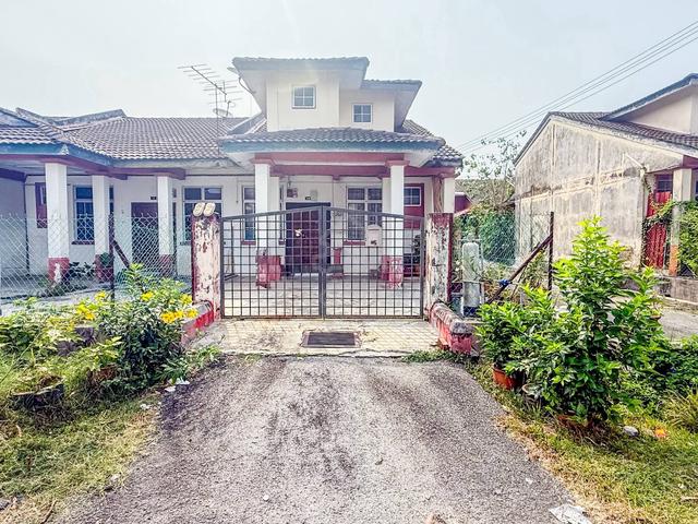 End Lot Single Storey Terrace, Taman Semenyih Indah, Semenyih 1