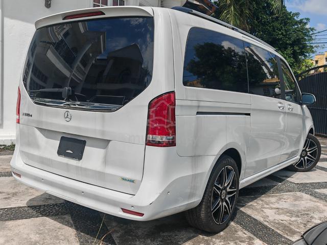 2022 Mercedes Benz VITO V220D Avantgarde AMG Fspec - 4