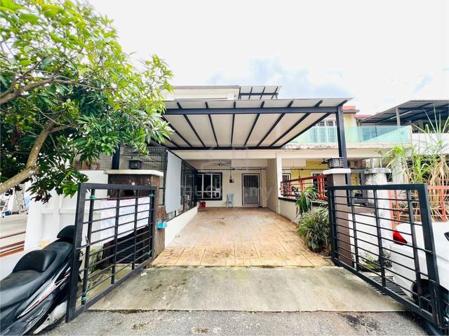 FREEHOLD + RENOVATED + 2,100 sqft ‼️ 2 Storey, Tmn Pelangi Semenyih 2 1