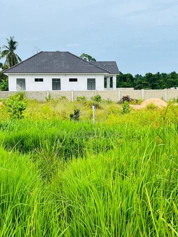 Tanah Bukit Marak untuk dijual 1