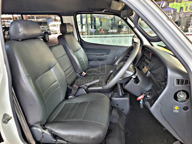 2004 Toyota HIACE 2.0P (M) WINDOW VAN HIGH ROOF - 5
