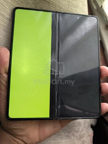 Samsung Fold 4 256GB - photo 5 of 6
