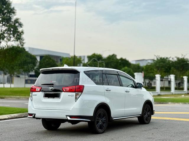 -2018- Toyota INNOVA 2.0 X (A) CARKING / FULL LON - 3