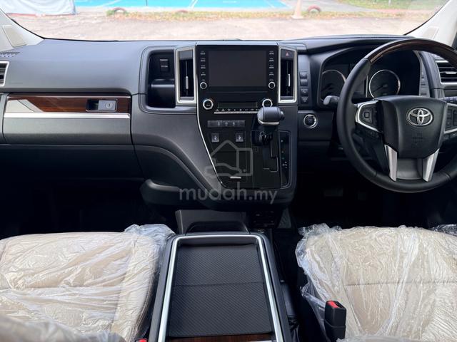 2020 Toyota Granace 2.8 PREMIUM—CONDITION LIKE NEW - 3