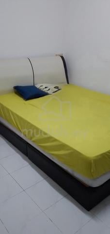 Master bedroom for rent 1