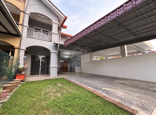 Bandar Baru Bangi, Seksyen 7, No House In Front, Gated & Guarded 1